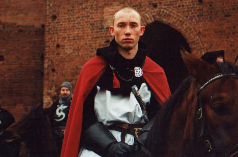 Тайлес, рыцарь Ордена Белой Розы. Сериал 2002г.