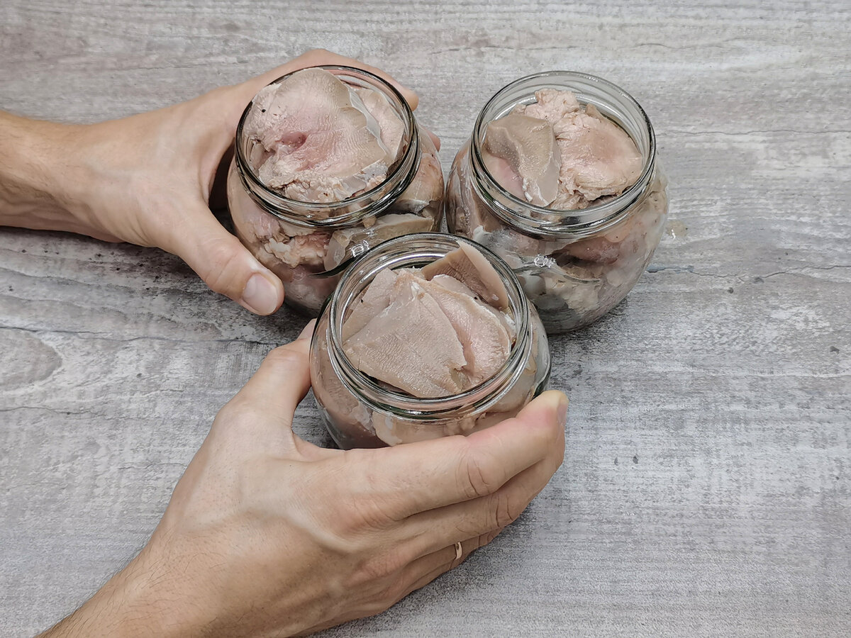 Языки в собственном соку по-домашнему. Все фото и видео - автора