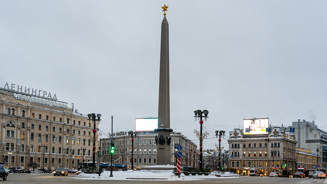 Площадь Восстания в Санкт-Петербурге