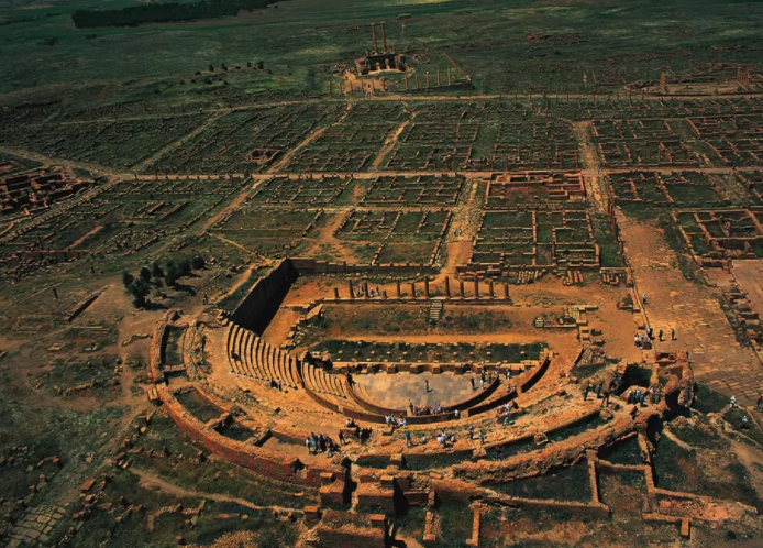 Откопанный город Тимгард