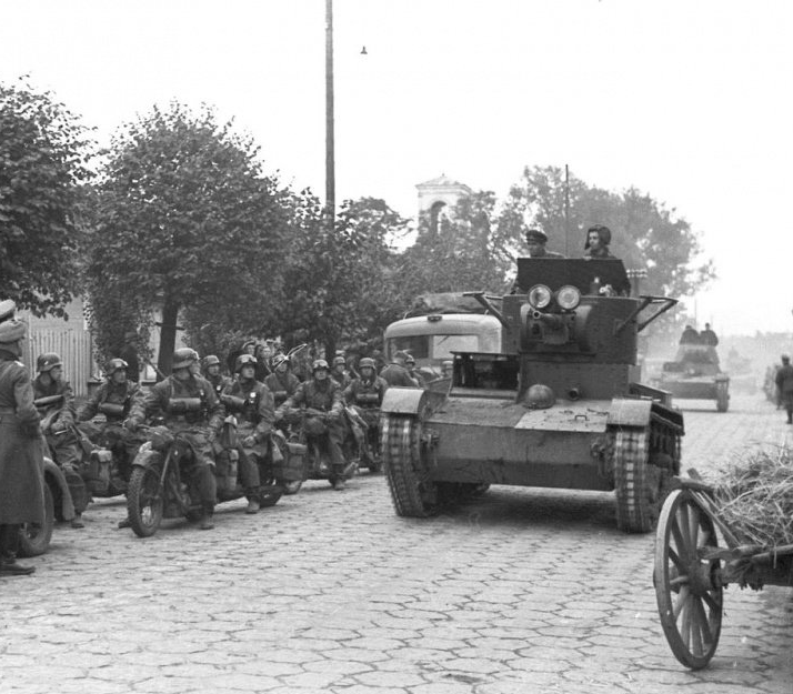 Фото парада в бресте в 1939 году