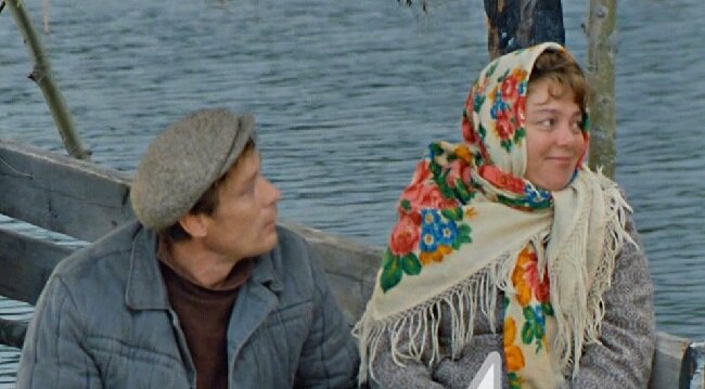 Кадр из фильма «Любовь и голуби» (1984). Скриншот.