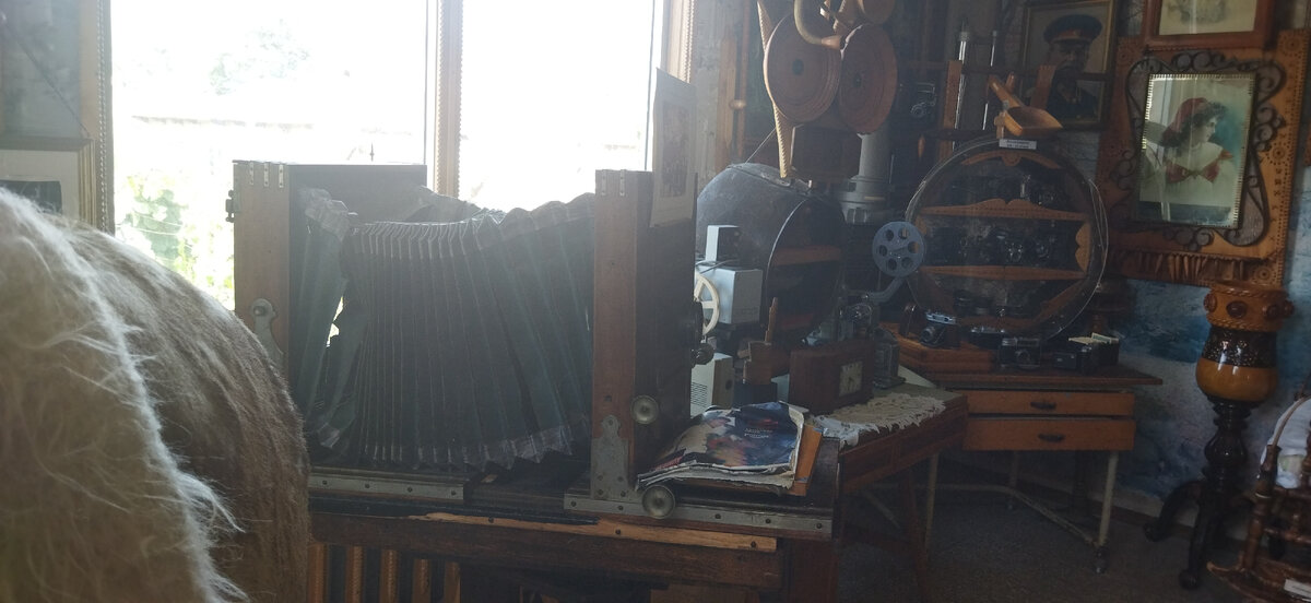 Галерея - стрелка вправо.