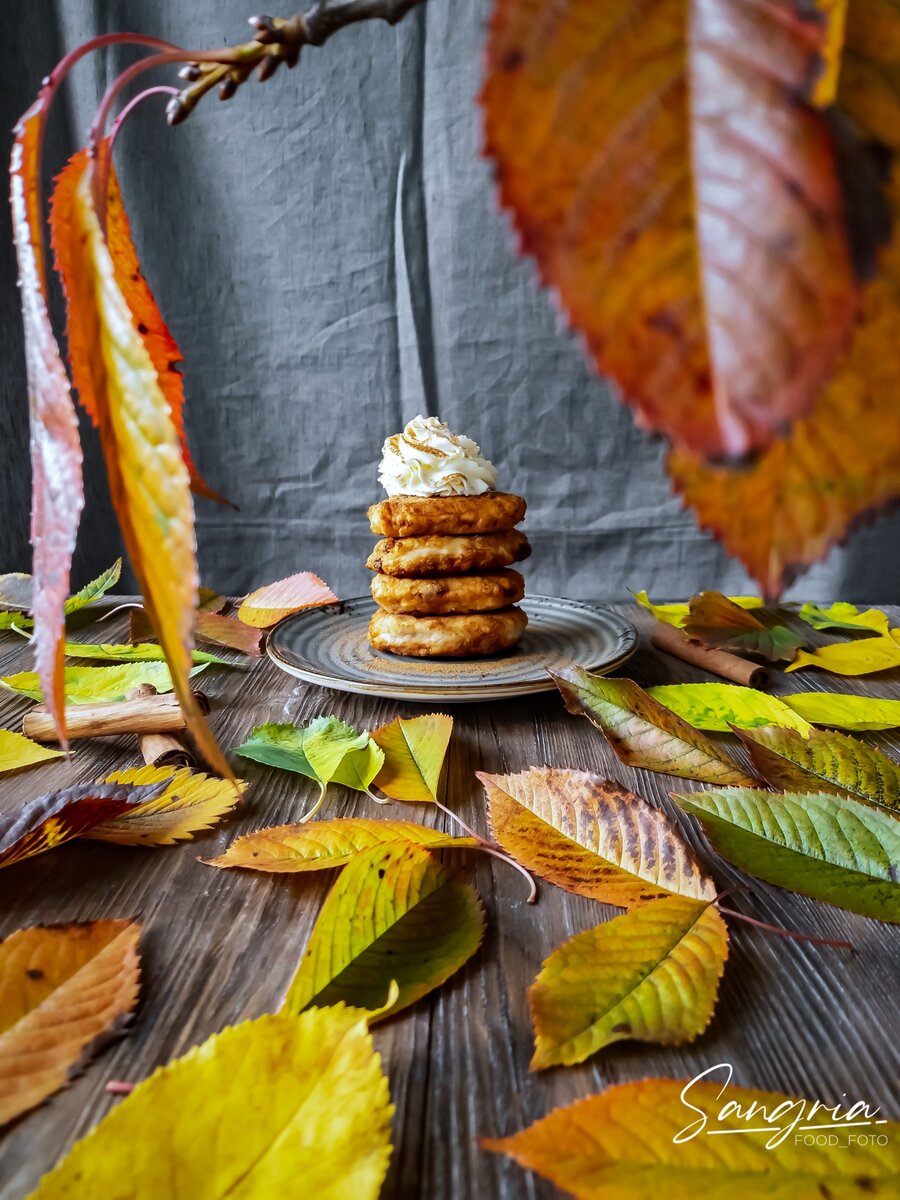 Сырники с изюмом и корицей