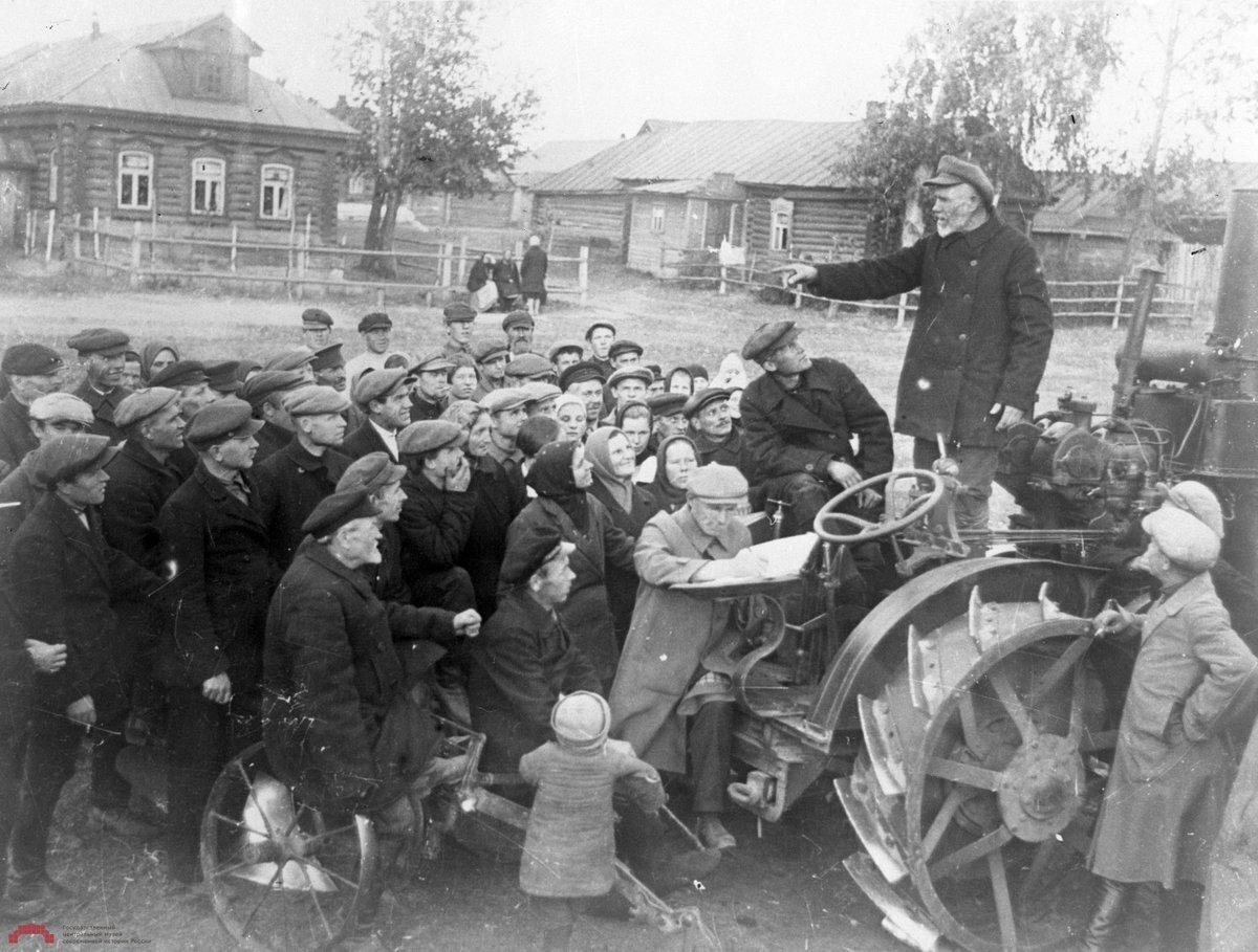 Раскулачивание Кировская область в 1918 г.. Раскулачивание 1932год Алтай. Коллективизация в деревне. Раскулачивание в деревне.