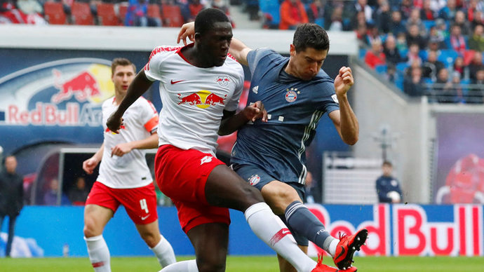 5 декабря в рамках 10 тура чемпионата Германии «Бавария» на своём поле встретится с «Лейпцигом». Это самый неудобный соперник для мюнхенцев в последние годы. Смогут ли «быки» вернуть Бундеслиге интригу?

