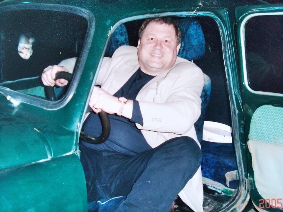 Это Константин Филимонов весом 157 кг - больной, но беспричинно весёлый...