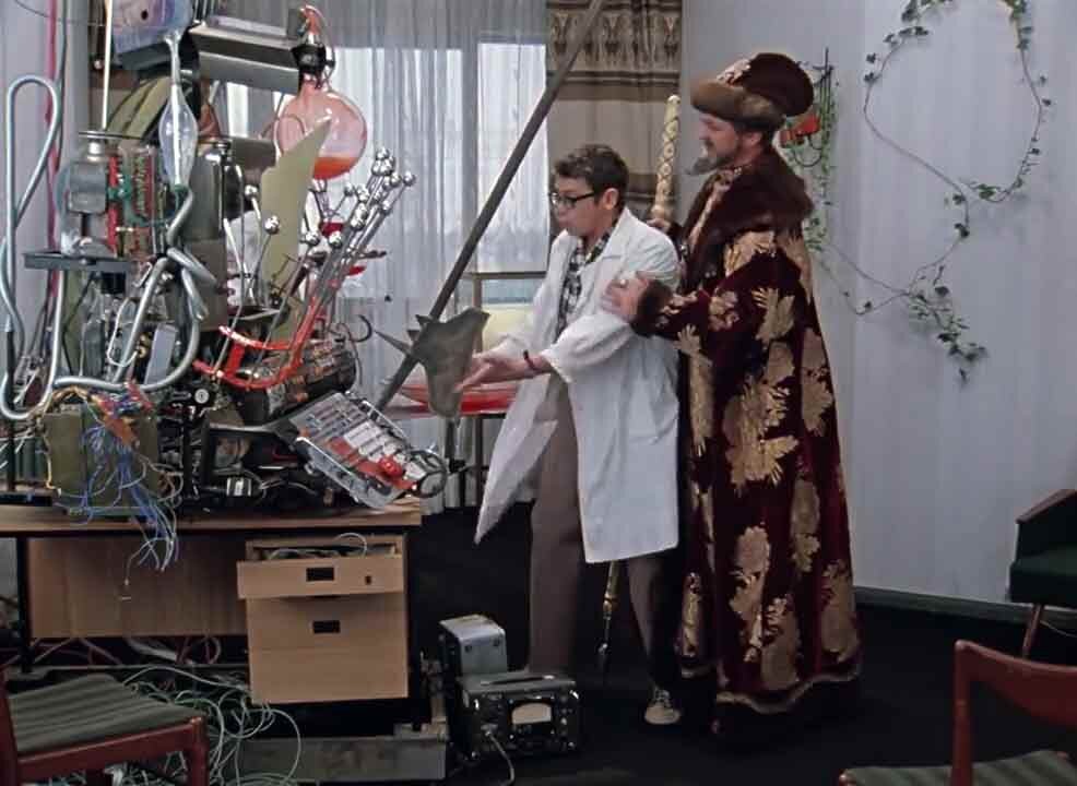 Кадр из к/ф "Иван Васильевич меняет профессию". Фото из открытых источников 