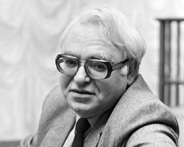 Михаил Шатров. Фото: Википедия