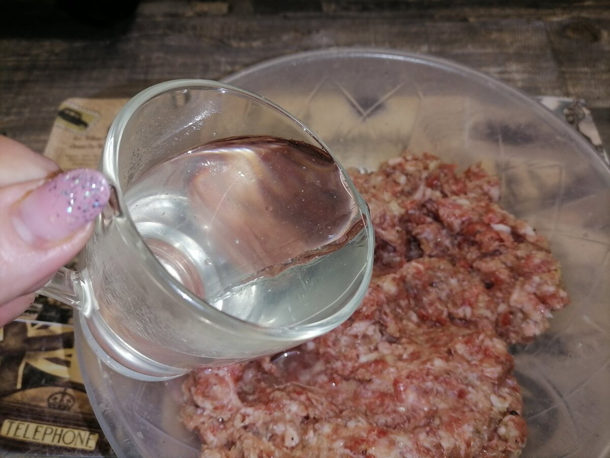 Научу готовить самые сочные чебуреки с мясом. Весь сок остаенется внутри