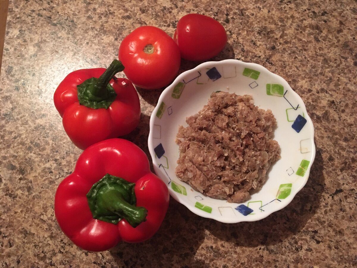 Блюдо из болгарского перца и фарша, готовится очень просто (вкусно да и  только) | Вкусно и недорого! | Дзен