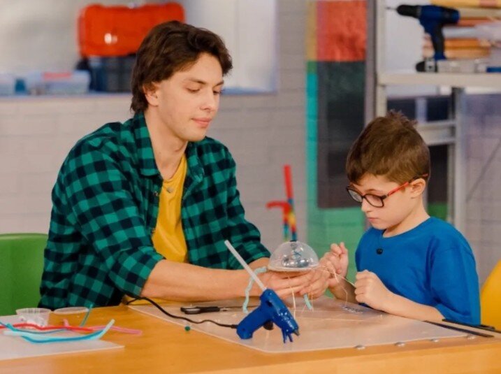 Тем более они там решают проблемы клеем.