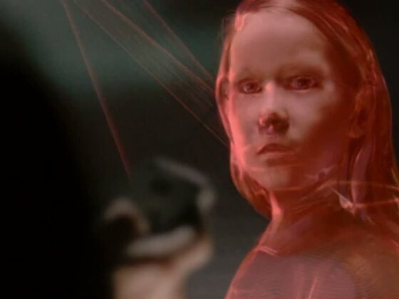 Красная Королева из «Обитель Зла 1» (картинка из интернета)