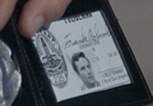 Имя в значке Фрэнк