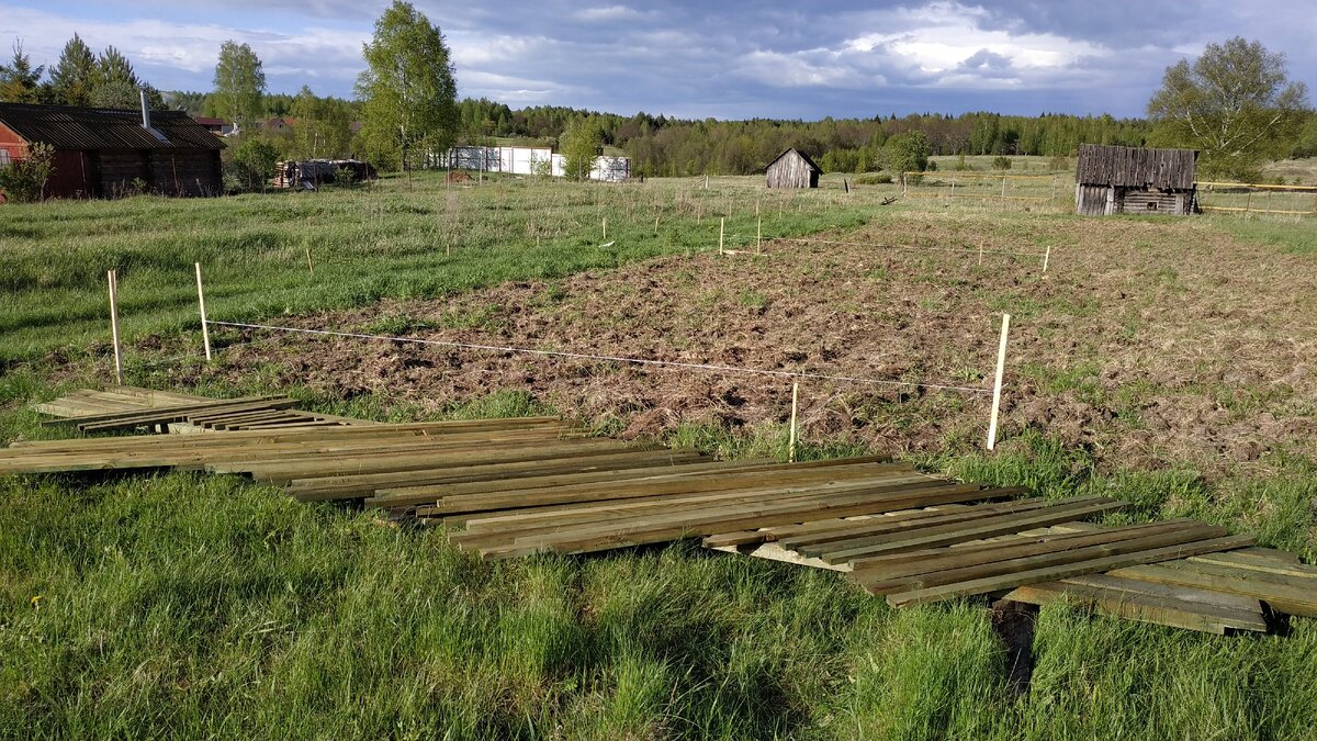 Бруски обработаны и ждут установки на место. 