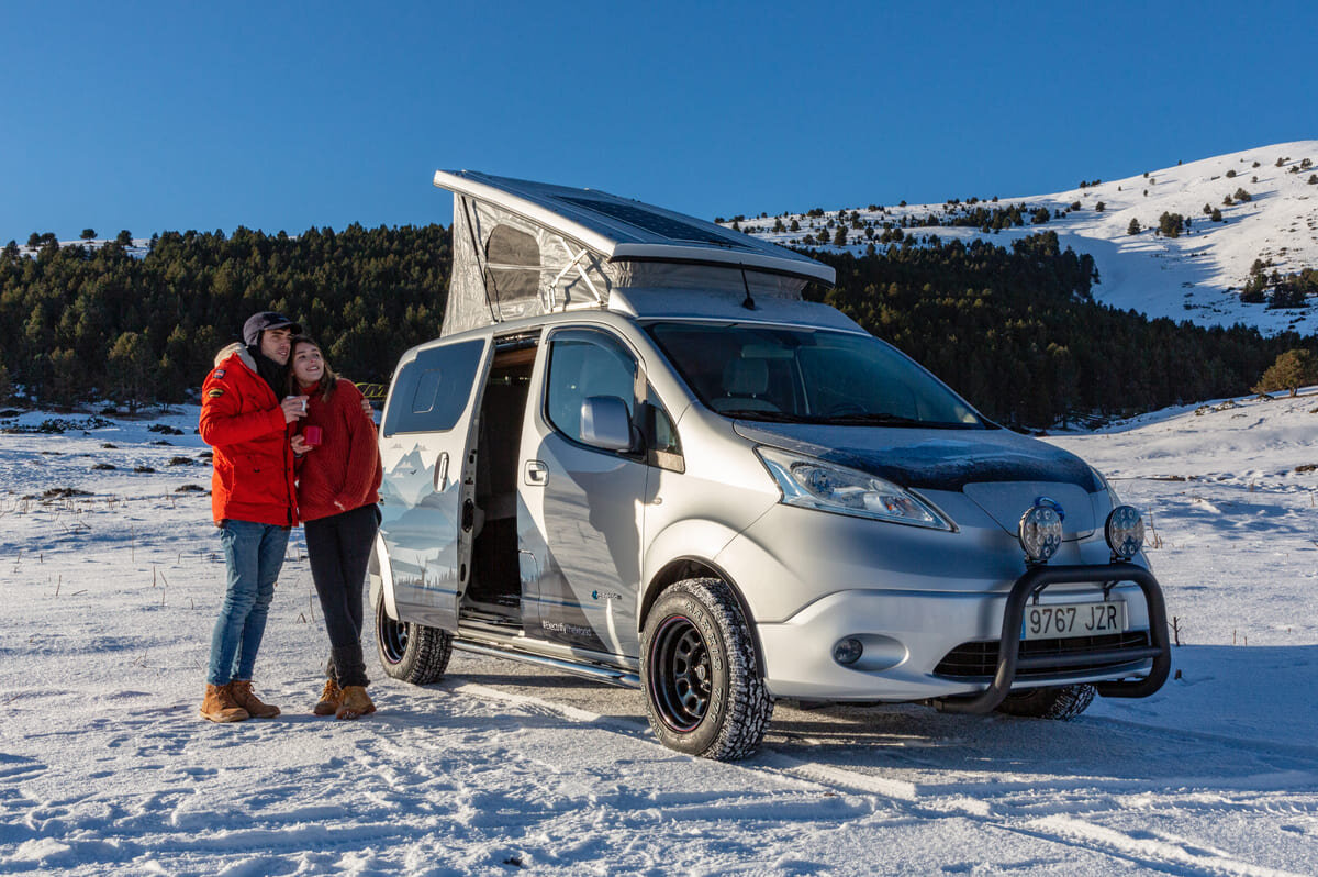 Nissan e-NV200 Winter Camper - фото Nissan