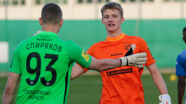 Евгений Спиряков выходит на замену