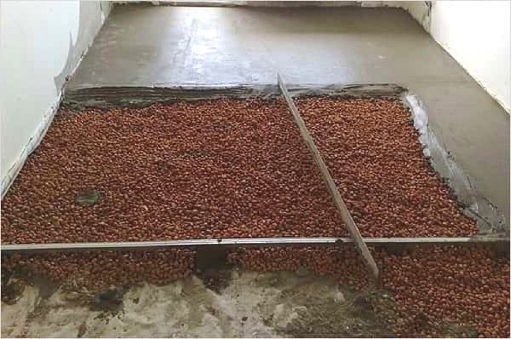 Утепление бетонного пола в доме керамзитом