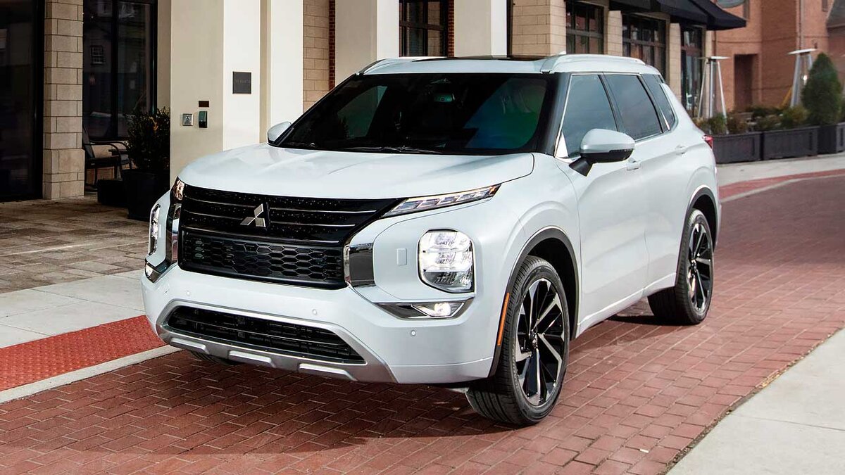 Mitsubishi Outlander 4 