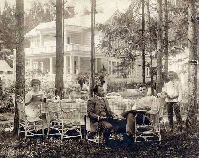 Дача - это плетёные кресла, чаепития, разговоры... https://www.pinterest.ru/ Галерея.