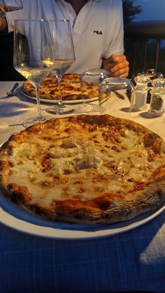 Пицца 4 сыра