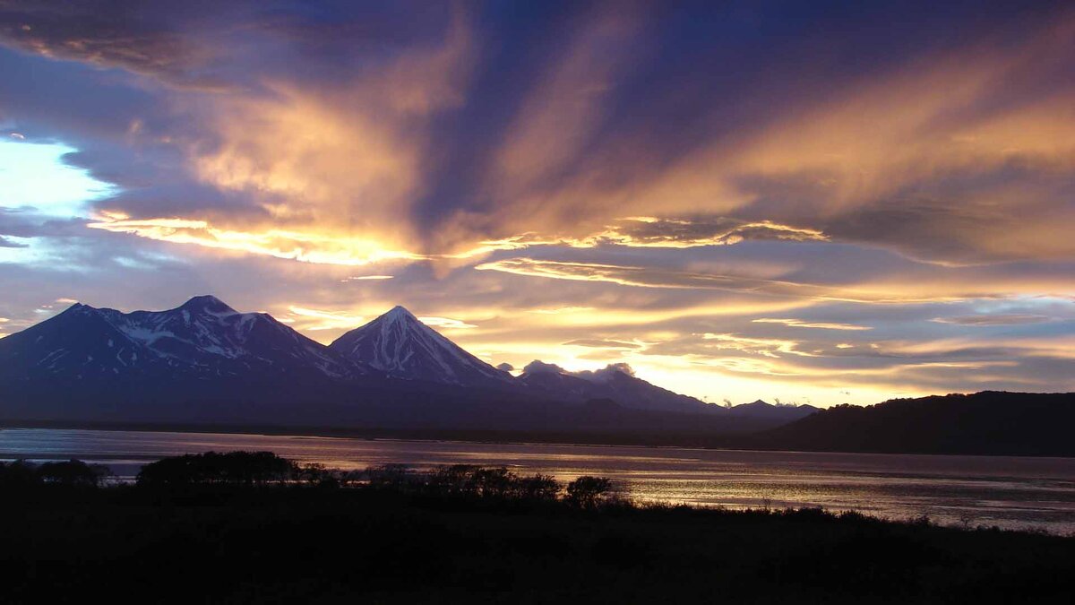 vulcanikamchatki.ru ЮНЕСКО против строительства курорта у подножия вулканов 