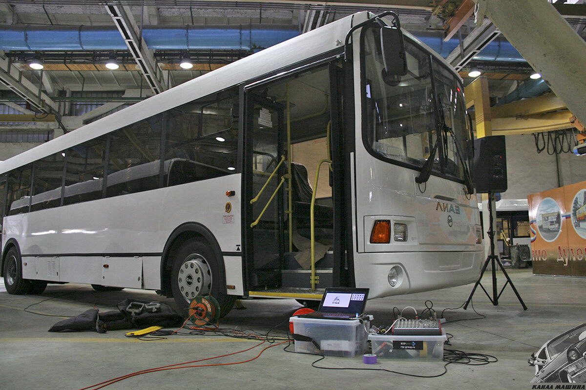 ЛиАЗ-525665 с обычной высотой пола