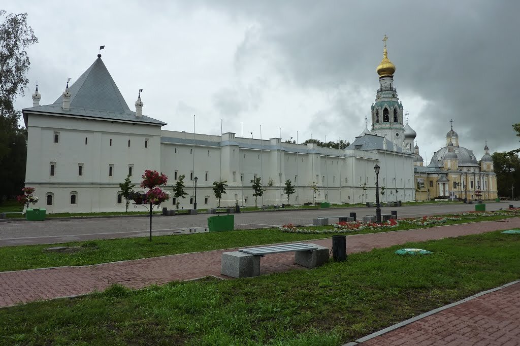 Вологодский Кремль Вологда. Архиерейский двор Вологодский Кремль. Кремль Ивана Грозного Вологда. Вологда Кремль крепость.