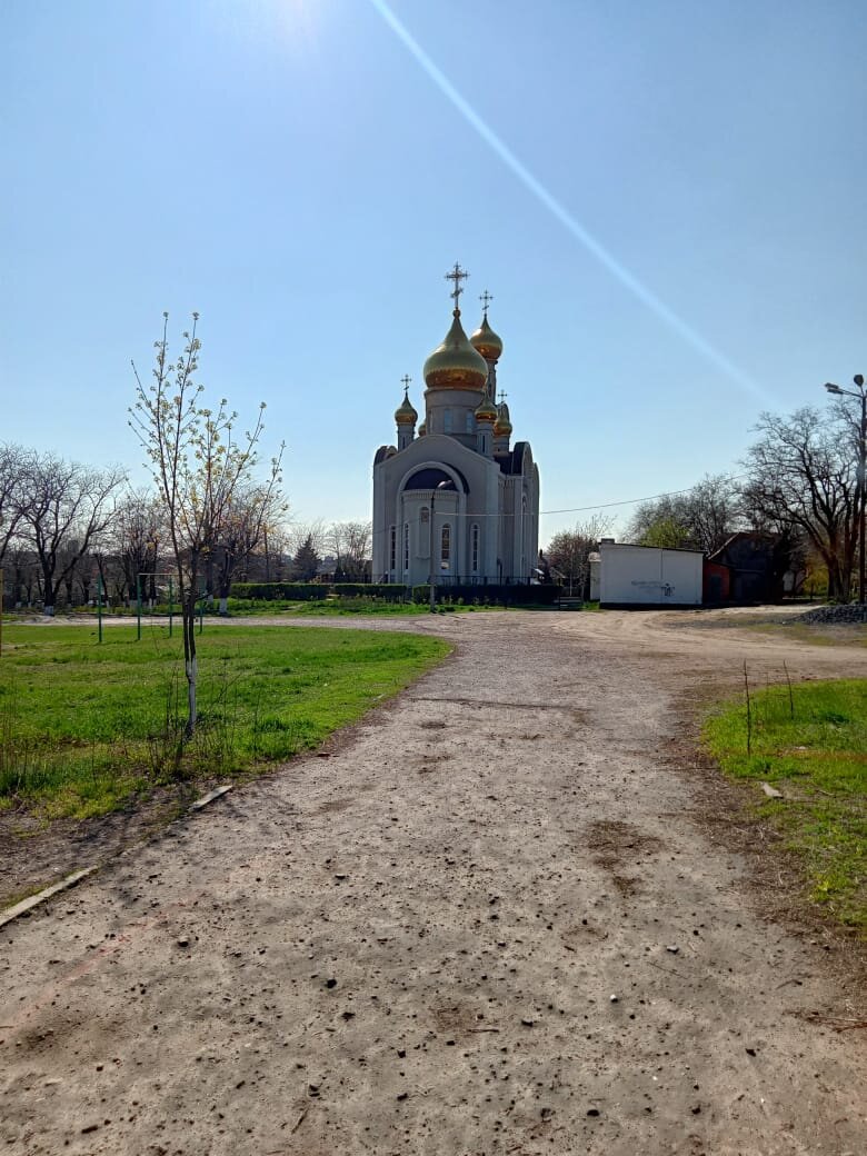           Храм святителя Димитрия на территории парка