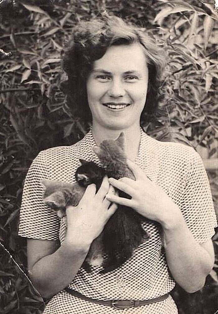 Зоя Кочановская - третья (официальная) супруга народного артиста Николая Крючкова