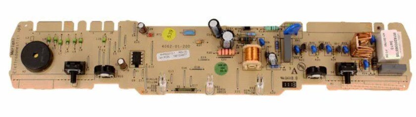 Если после запуска холодильника или во время процесса работы у вашего холодильника начинают мигать все или некоторые лампочки, то таким образом холодильник сообщает о неисправности.-3