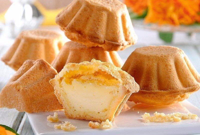 Кекс с лимонной начинкой
