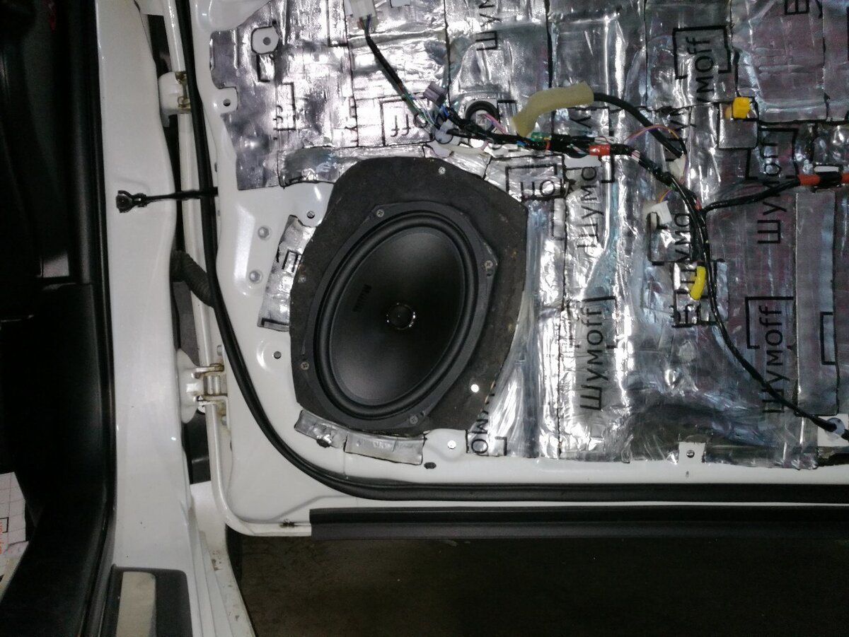 Camry sм 41 замена акустики. Динамики toyota camry v55. Динамики тойота камри 55. Колонки на camry 40. Тойота камри 40 шви.