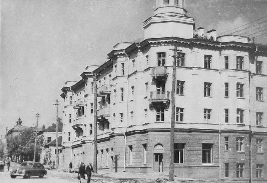 Горького 9 фото Строитель нового Курска. Какое архитектурное наследие оставил Марк Теплицкий Инт