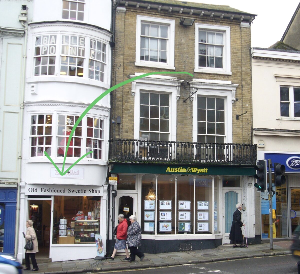 Старомодный магазин конфет в городе Винчестер. Фотография из открытого источника. 