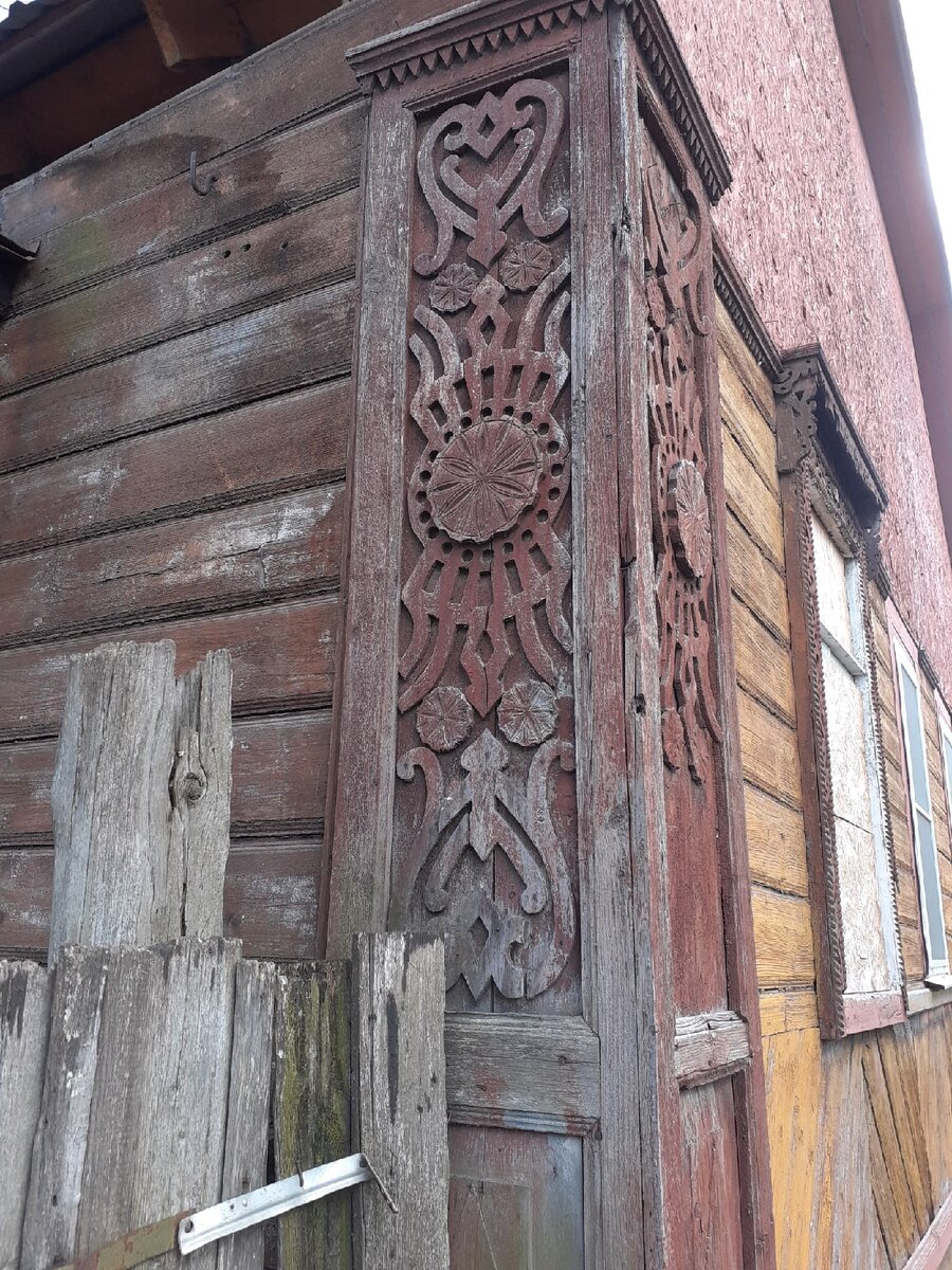 эта декоративный элемент называется рушник