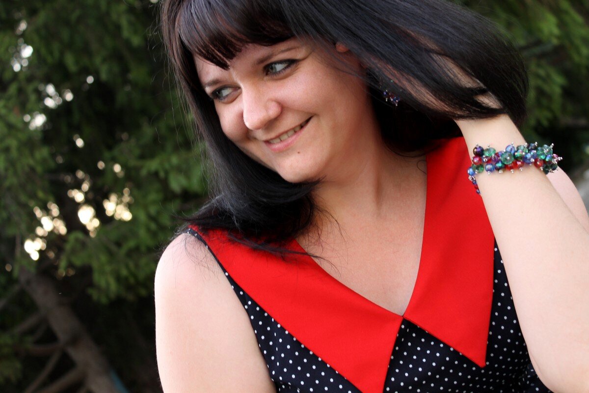 Я и комплект украшений ручной работы - серьги и браслет из микса бусин