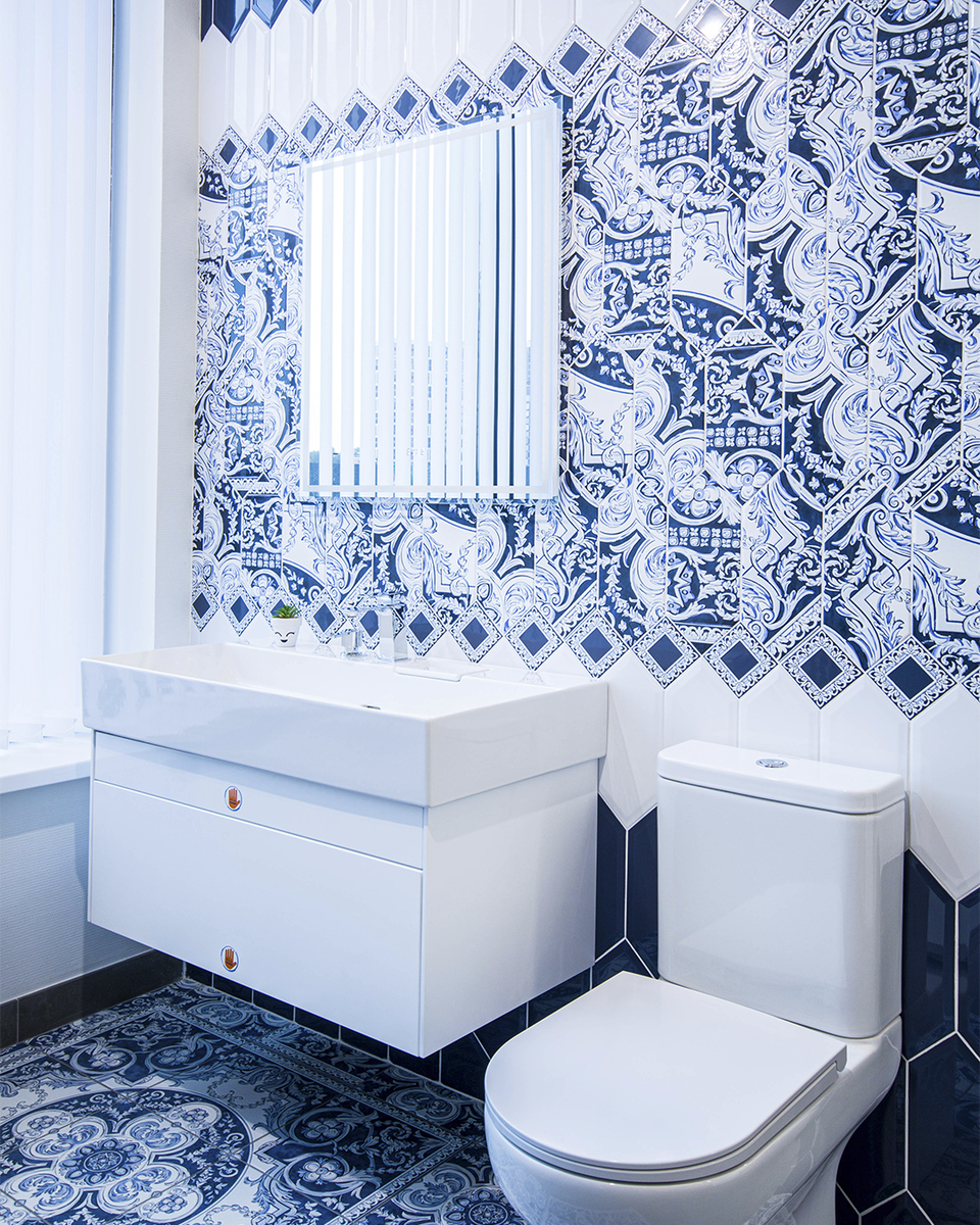 Оформление KERAMA MARAZZI. Стены и пол украшает керамическая плитка и керамогранит серии "Алмаш"