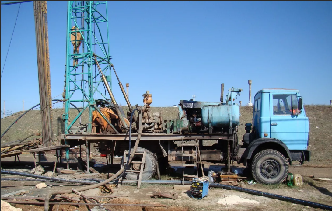 Буровая вышка врм-24/30. Бурение нефтегазовых скважин. Видео буровых. Буровое оборудование для бурения нефтяных и газовых скважин. Видео буровых.