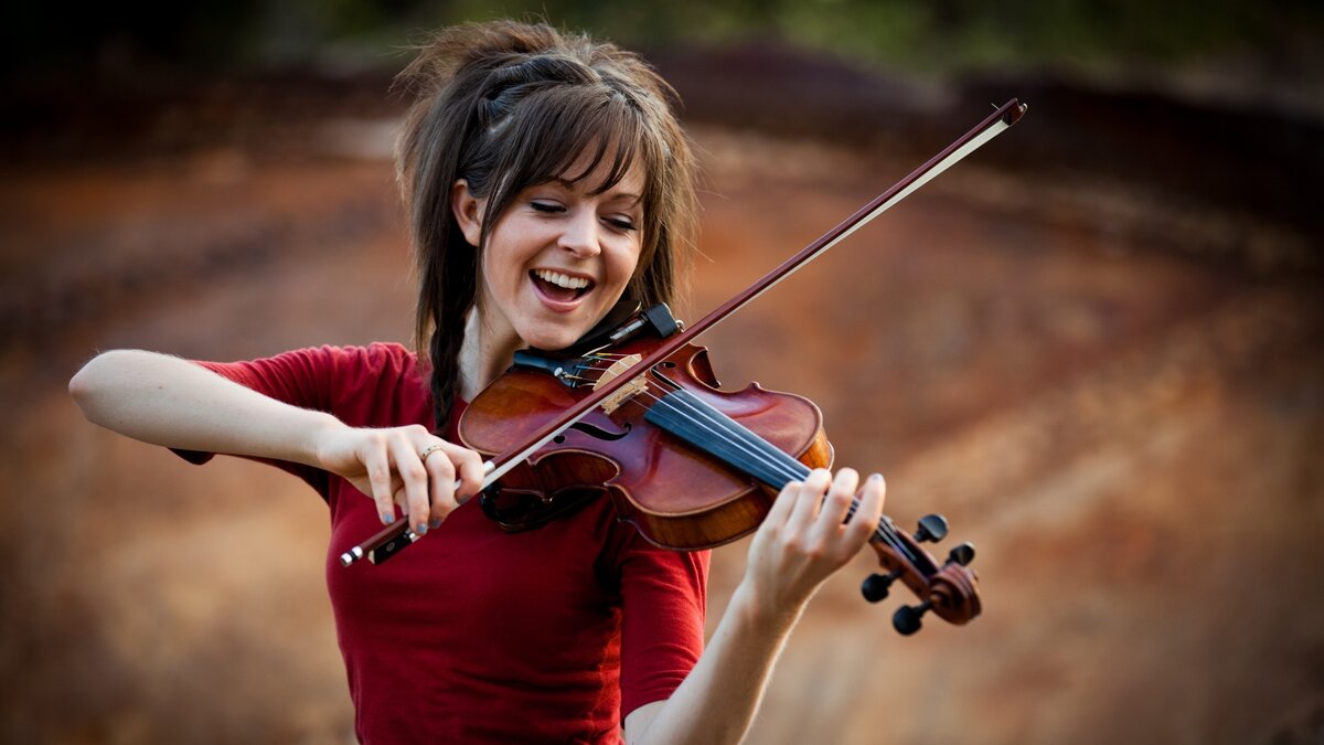 https://get.wallhere.com/photo/women-red-musical-instrument-photography-music-musician-violin-Person-guitarist-singing-Lindsey-Stirling-viola-string-instrument-violinist-bowed-string-instrument-violin-family-fiddle-violist-157836.jpg