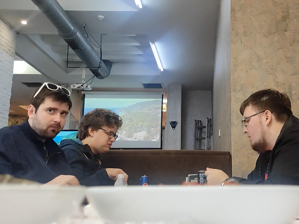 "3 трус0в уплетают чечевичный суп" Ускюдар, осень 2022, холст 360х640, масло