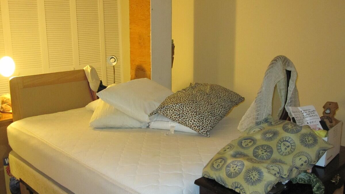    Двойной матрасCC BY 2.0 / Amy Truter / Bedroom