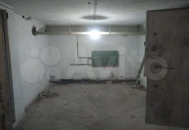    Помещение имеет центральное отопление, толстые стены и двери Анастасия Красушкина