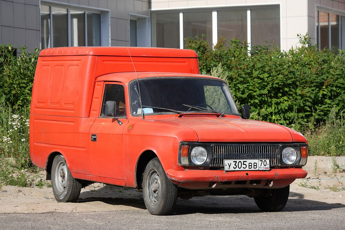Автомобиль каблук