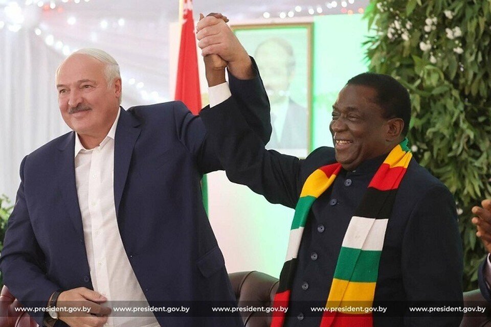     Лукашенко заверил, что Беларусь в Зимбабве не идет, «как когда-то шли колониалисты». Фото: president.gov.by