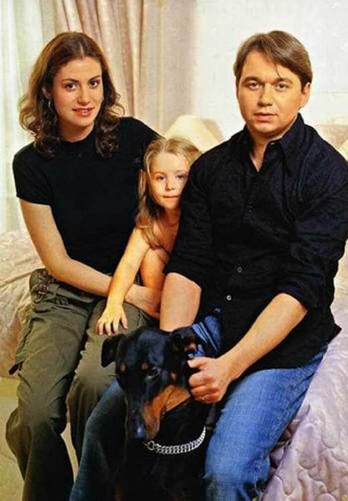 Анна Ковальчук с мужем Толей и дочерью Златой - фотографии, фото