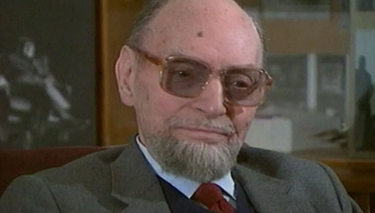 кинорежиссер 7 букв. сергей фёдорович бондарчук старший. кинорежиссер 7 букв. John g. леонид гайдай фото.