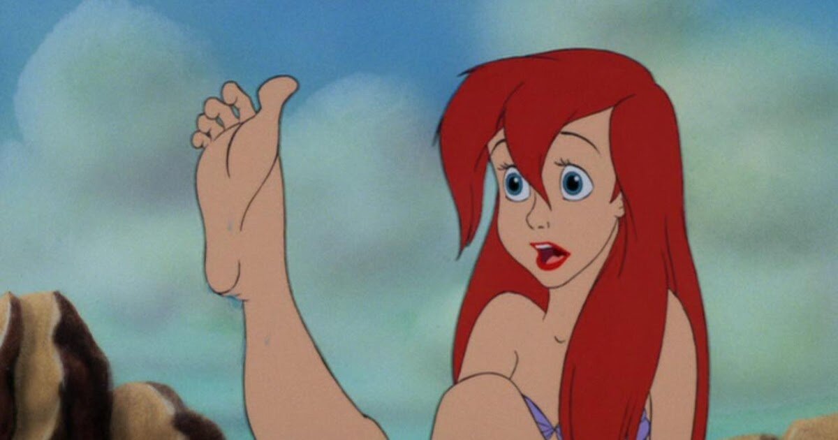 Этот мультфильм больше для девочек, но в наши годы смотреть было нечего. Радовались даже этому.