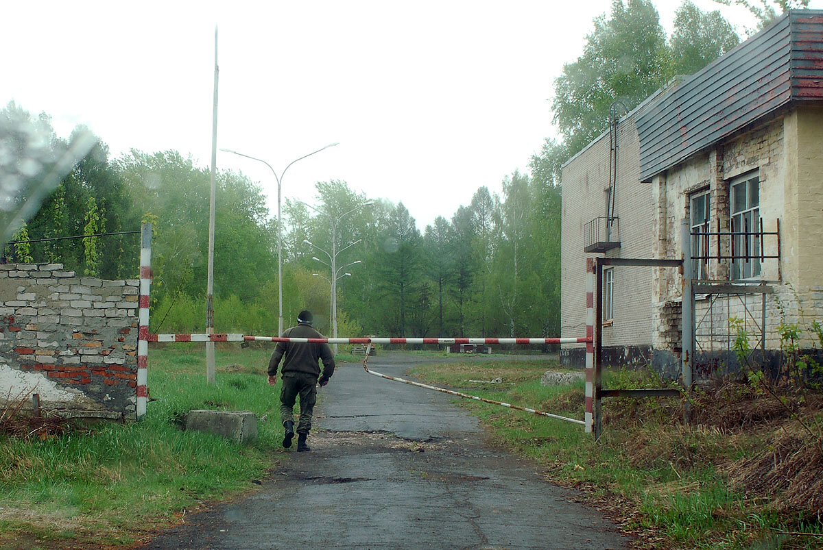 Какая в ч находится. Военный городок Лупче-Савино-1. Заброшенная Военная часть в Семрино. Лупче-Савино (река). Щербинка Войсковая часть.