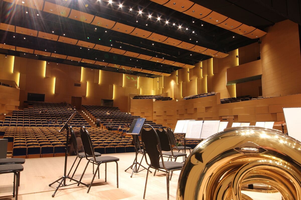 Идём ко дну! или всё же на поверхности? Что происходит в музыкальной индустрии на данный момент ,разбираемся и взвешиваем факты!